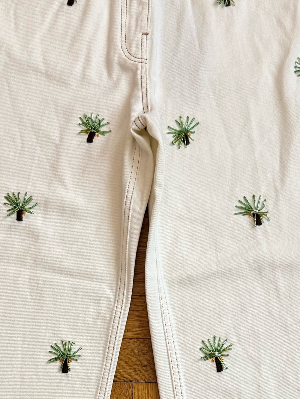 Farm Rio Embroidered Coconut Off-white Beaded denim - Picture 5 of 13